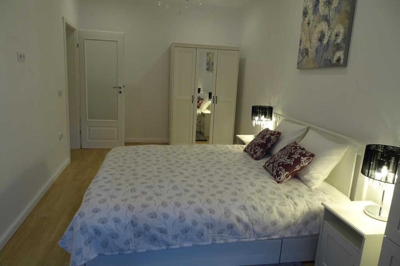 City Eyes Targul Vinului Apartment Sibiu Luaran gambar